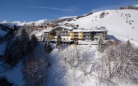 Hotel Residenz Hochalm - Ski In -Ski Out